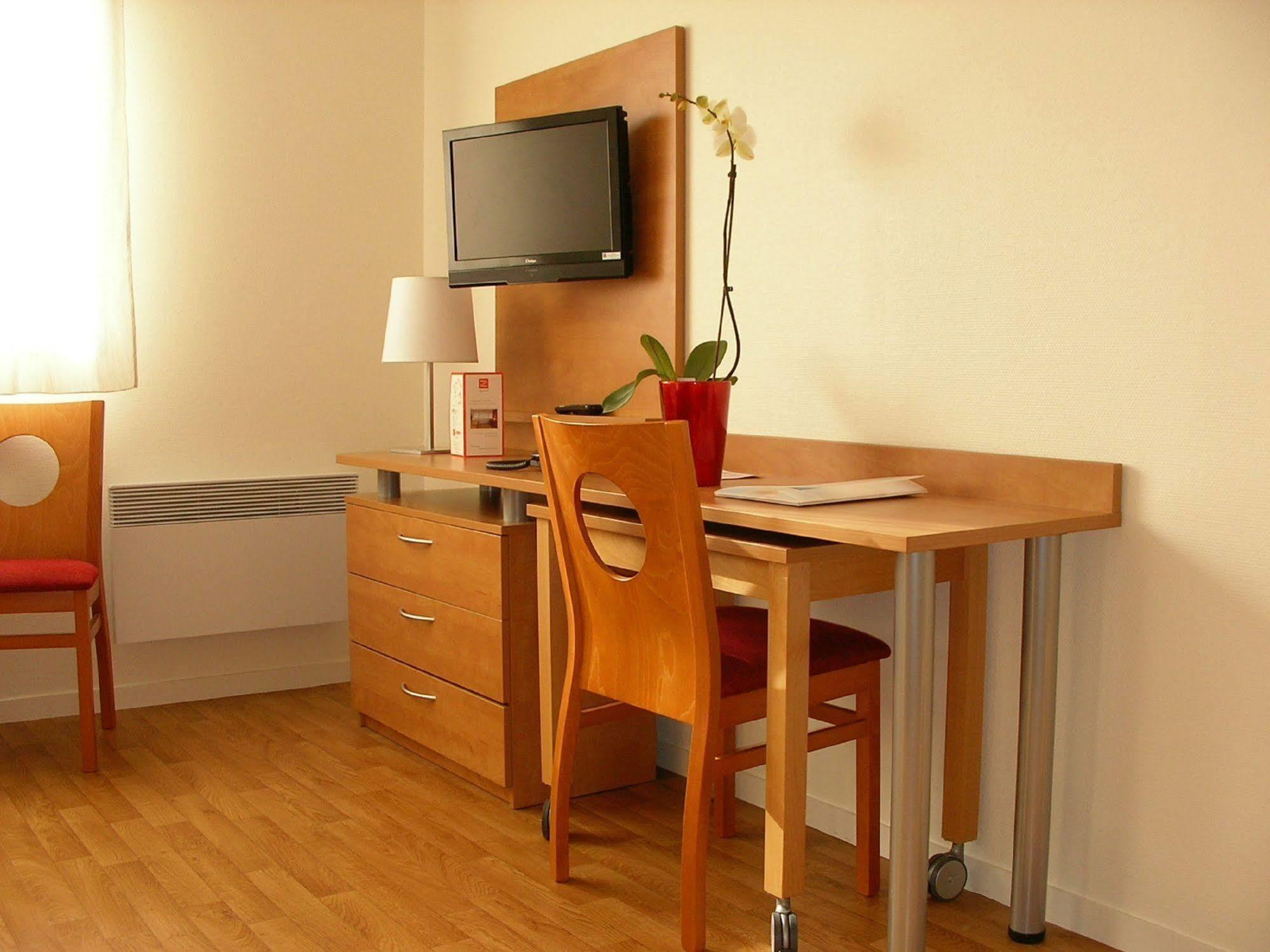 Sejours & Affaires Rennes Villa Camilla Phòng bức ảnh